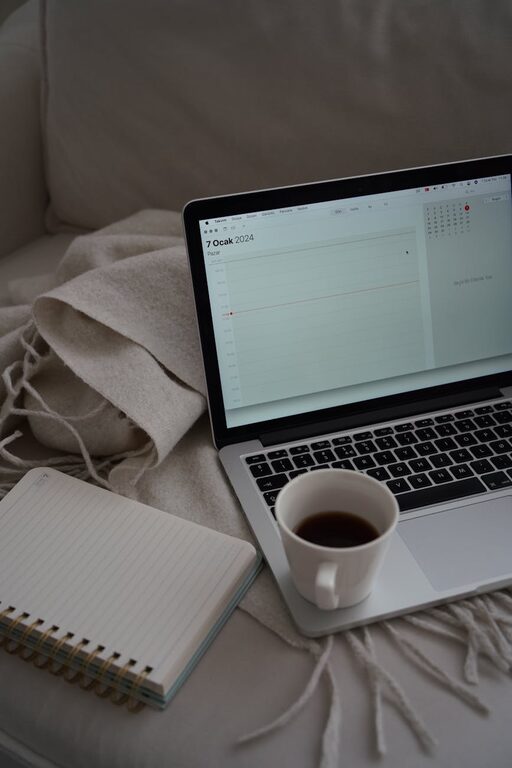 Tips for Creating a Relaxing Home Workspace to Boost Productivity